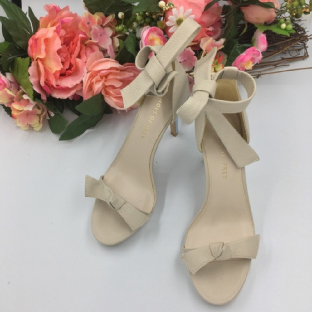 NEW Shoes of Prey Nude Color Block Heel Mariposa - Picture 2 of 7